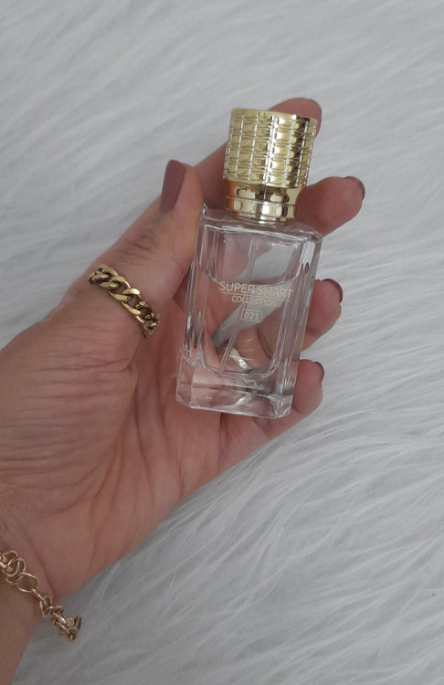 ادکلن زنانه فلور نارکوتیک حجم ۲۵میل