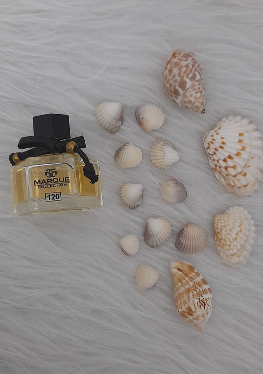 ادکلن زنانه گوچی فلورا حجم ۲۵میل