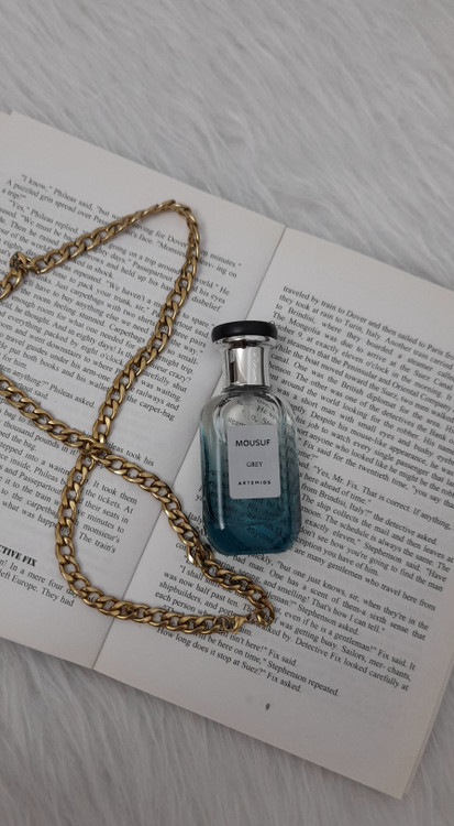 ادکلن مردانه موصوف خاکستری برند آرتمیوس