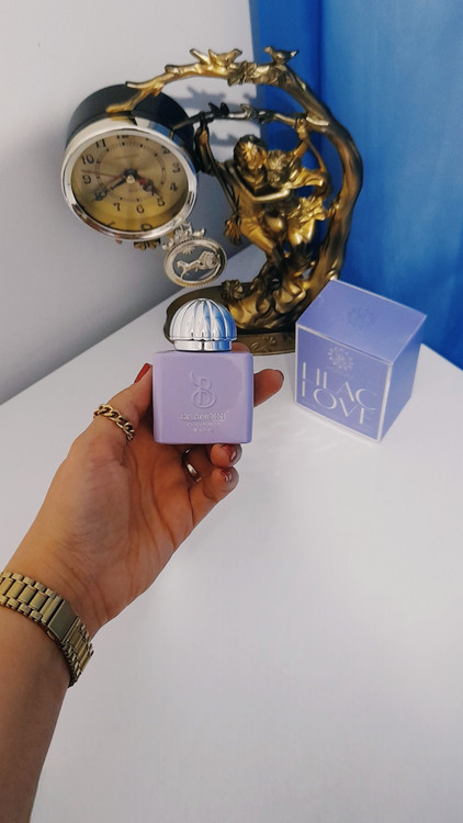 ادکلن زنانه آمواج لیلاک لاو برند کالکشن