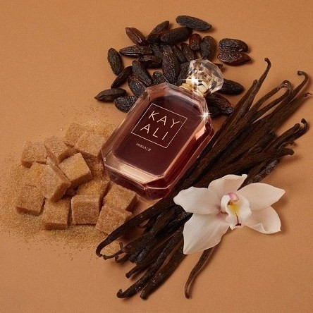 ترکیبات بینظیر ادکلن زنانه کایالی وانیلا ۲۸